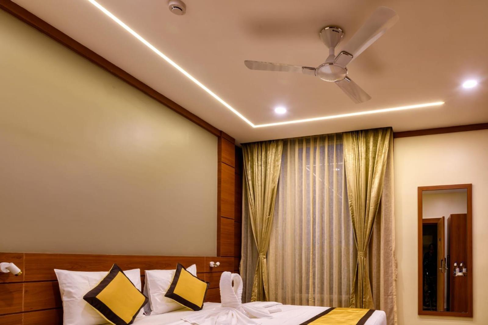 Rs Regal Inn-Deoghar Exteriér fotografie