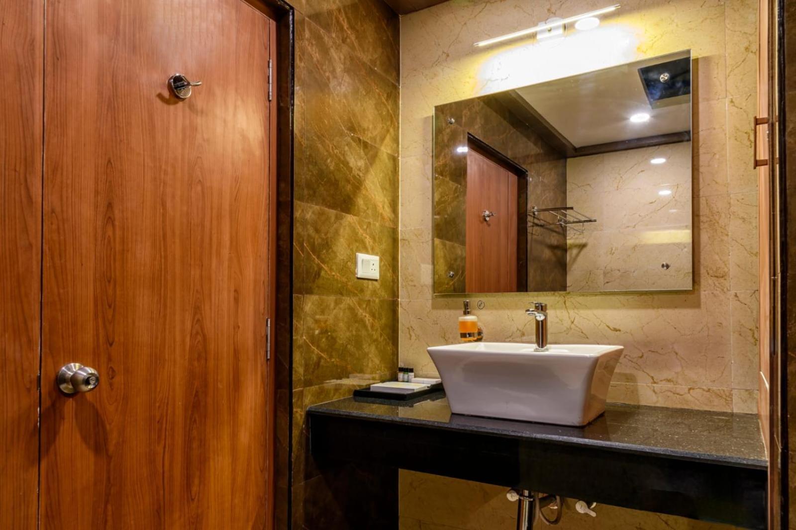 Rs Regal Inn-Deoghar Exteriér fotografie